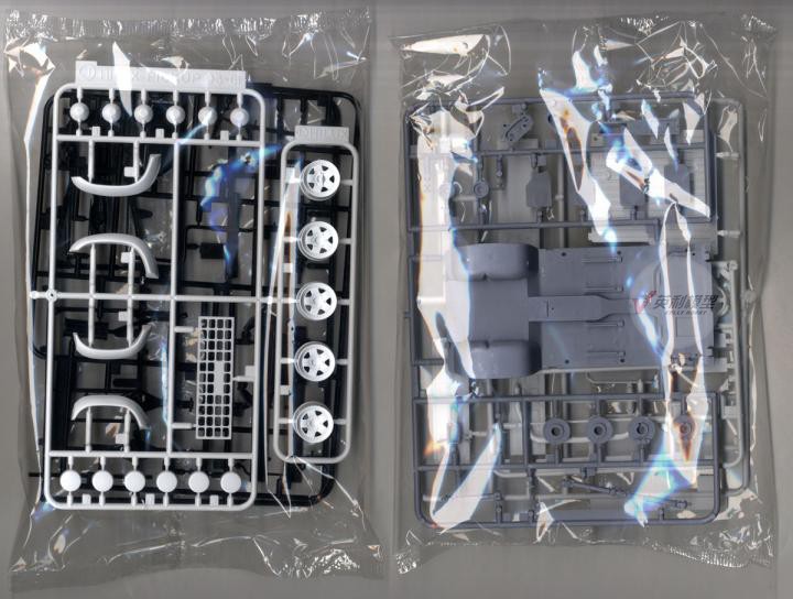 Aoshima 06217 1/24 LN107 Hilux - Model Kit Nissan Skyline reseña y precio