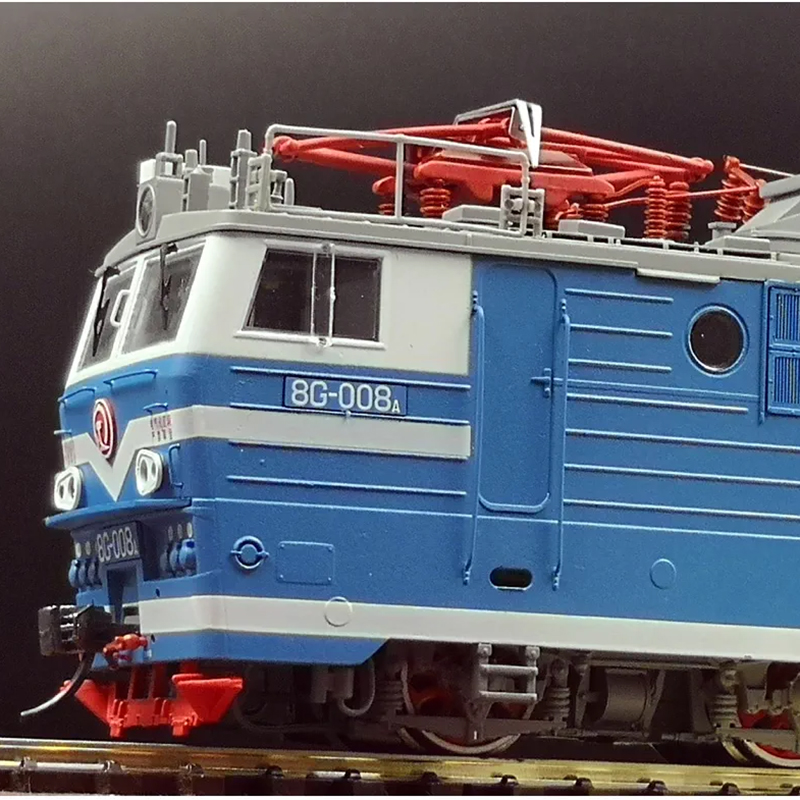 Modelo de tren CMR 8G, locomot - Model Kit Train reseña y precio